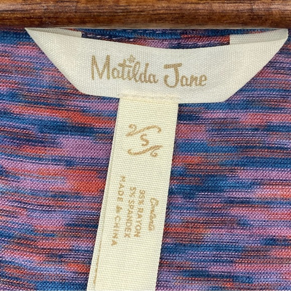 Matilda Jane size Small Women’s Purple Long Sleeve Ruffle V-neck Top - Picture 4 of 6